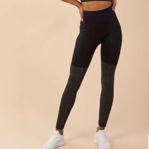 Black and Grey Two Tone Seamless Gymshark leggings